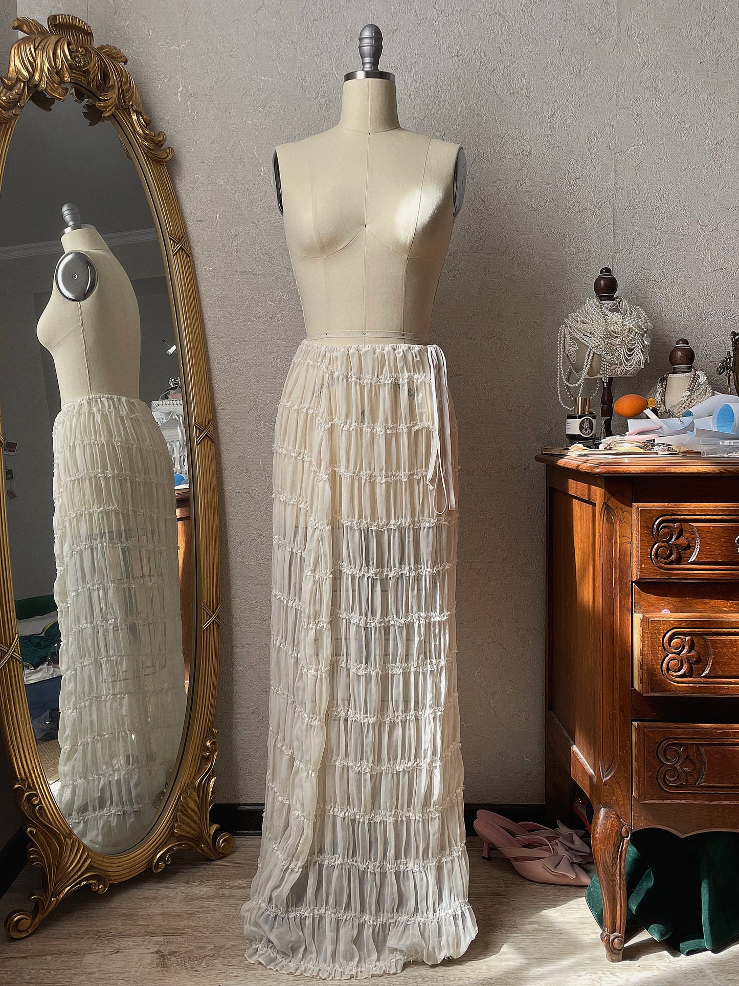 Linette Cream