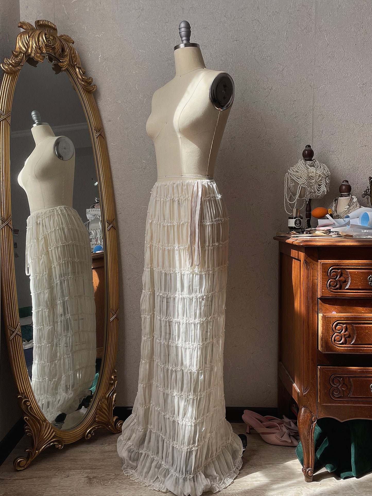 Linette Cream