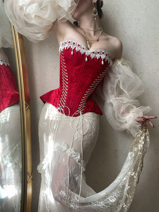Scarlet Opera